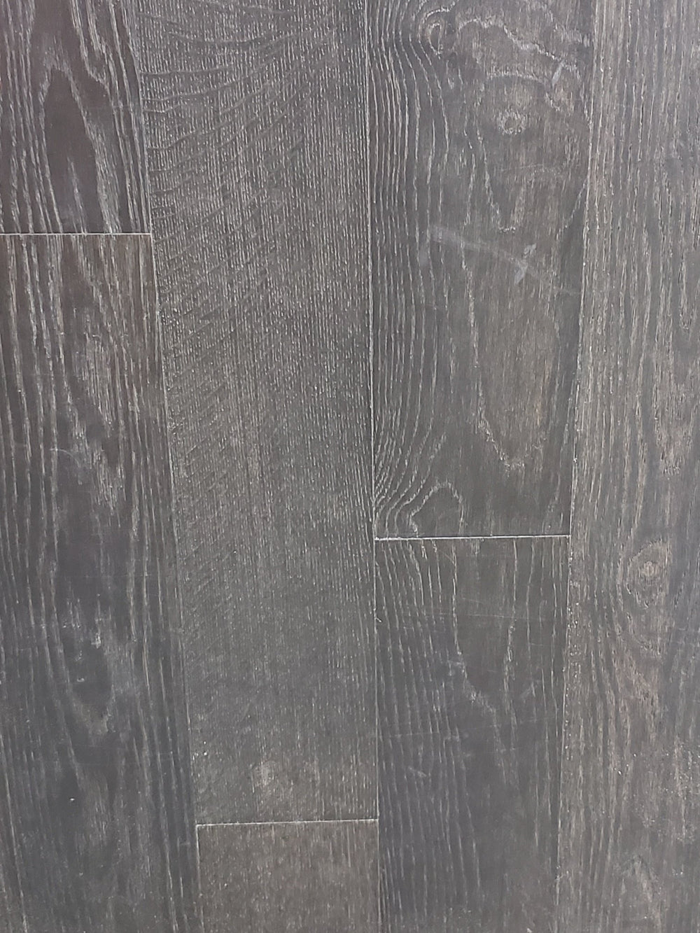 Volcano Oak - 10mm Laminate - 565.11 SF Available