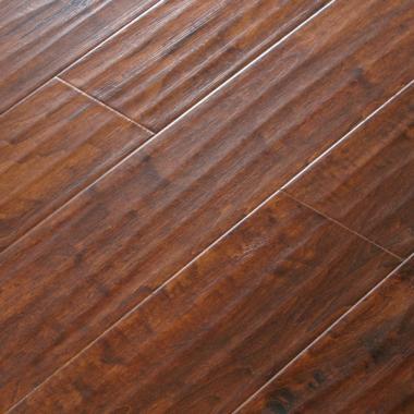 Auburn Maple - 12.3mm MEGAClic Laminate Flooring by AJ Trading