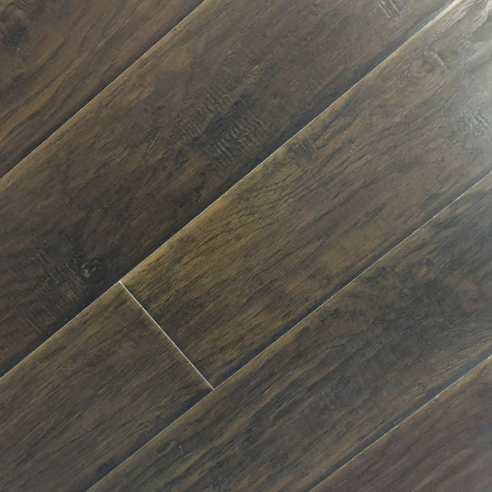 Thousand Oaks - 12mm Laminate Flooring by Dynasty